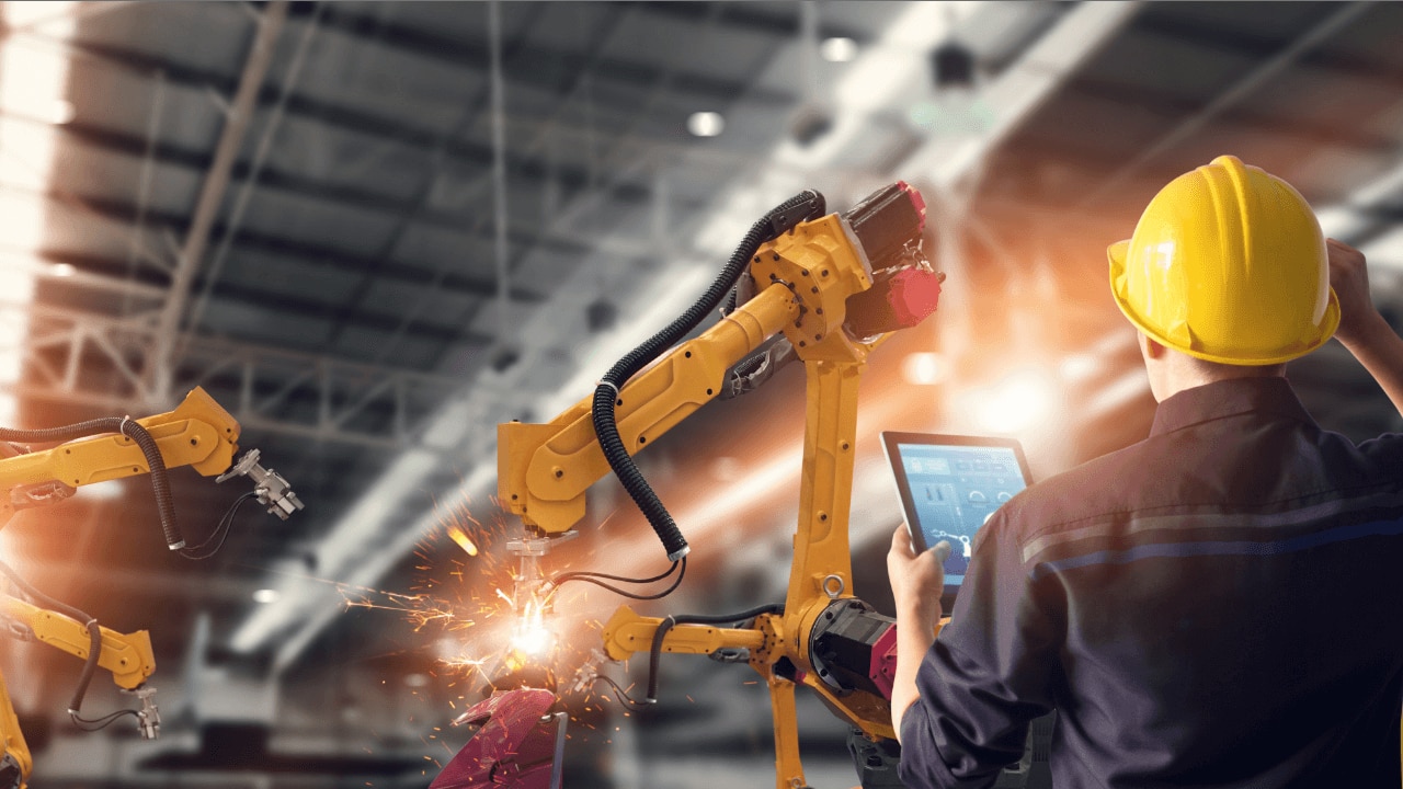 Mesh Network in Industrial and Medical IoT Applications